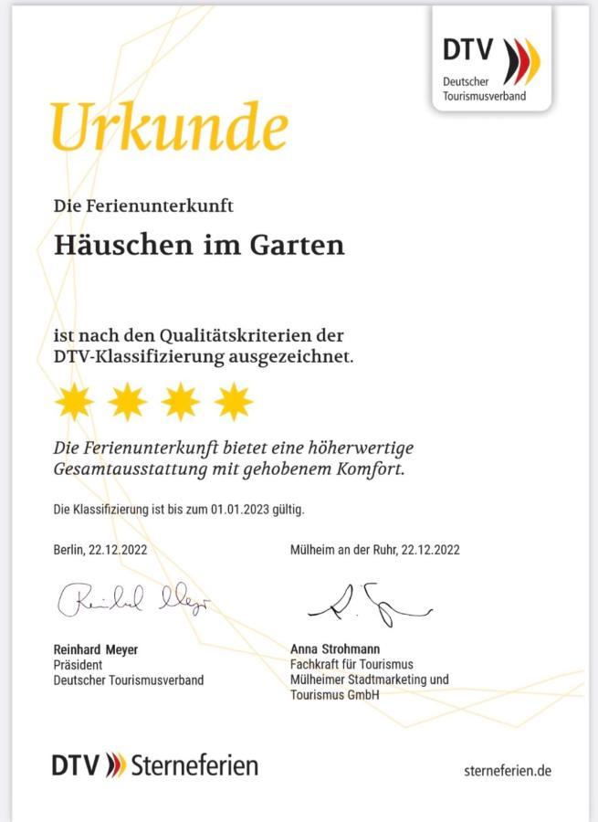 Haeuschen Im Garten In Der Muelheimer Altstadt Mülheim an der Ruhr Esterno foto